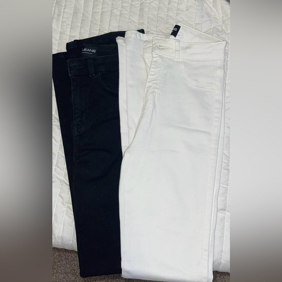 White Fit Jeans - Picture 3 of 3